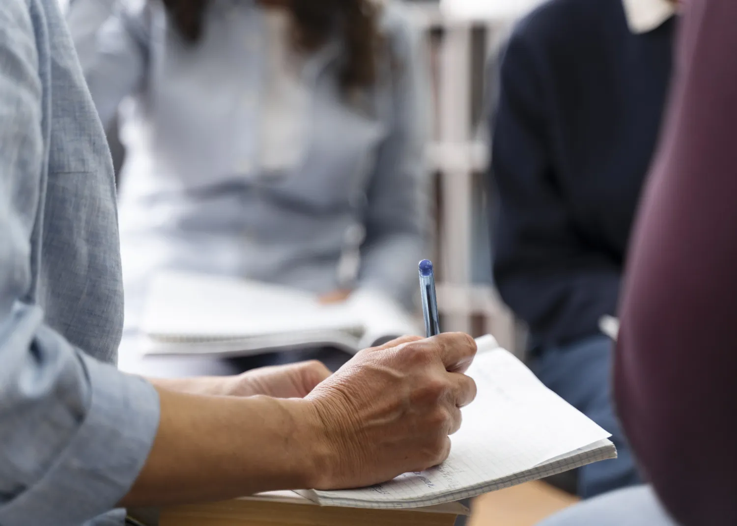 Önismereti felismerések lejegyzése egy workshopon a tudatosság táborban